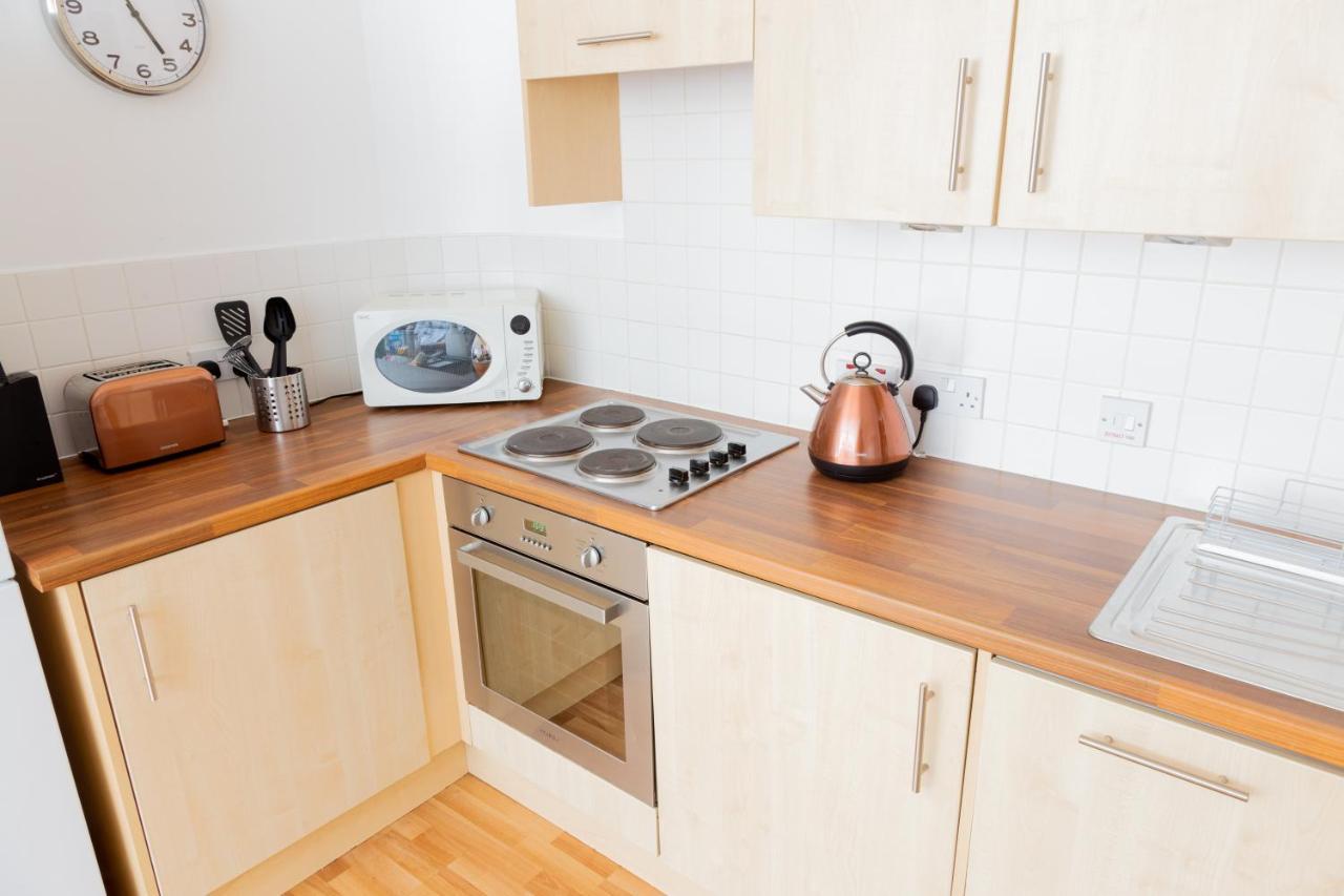 Modern Merchant City Apartment By George Square Glasgow Bagian luar foto