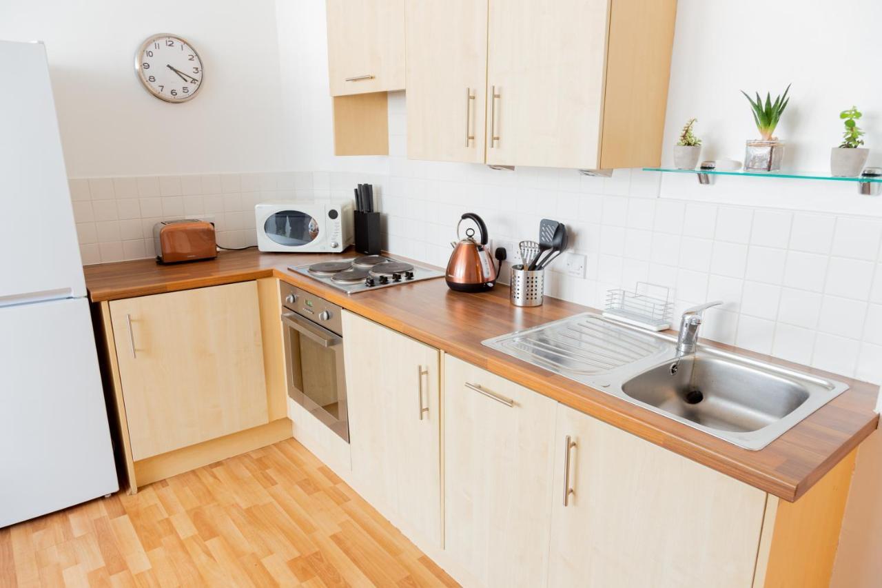 Modern Merchant City Apartment By George Square Glasgow Bagian luar foto